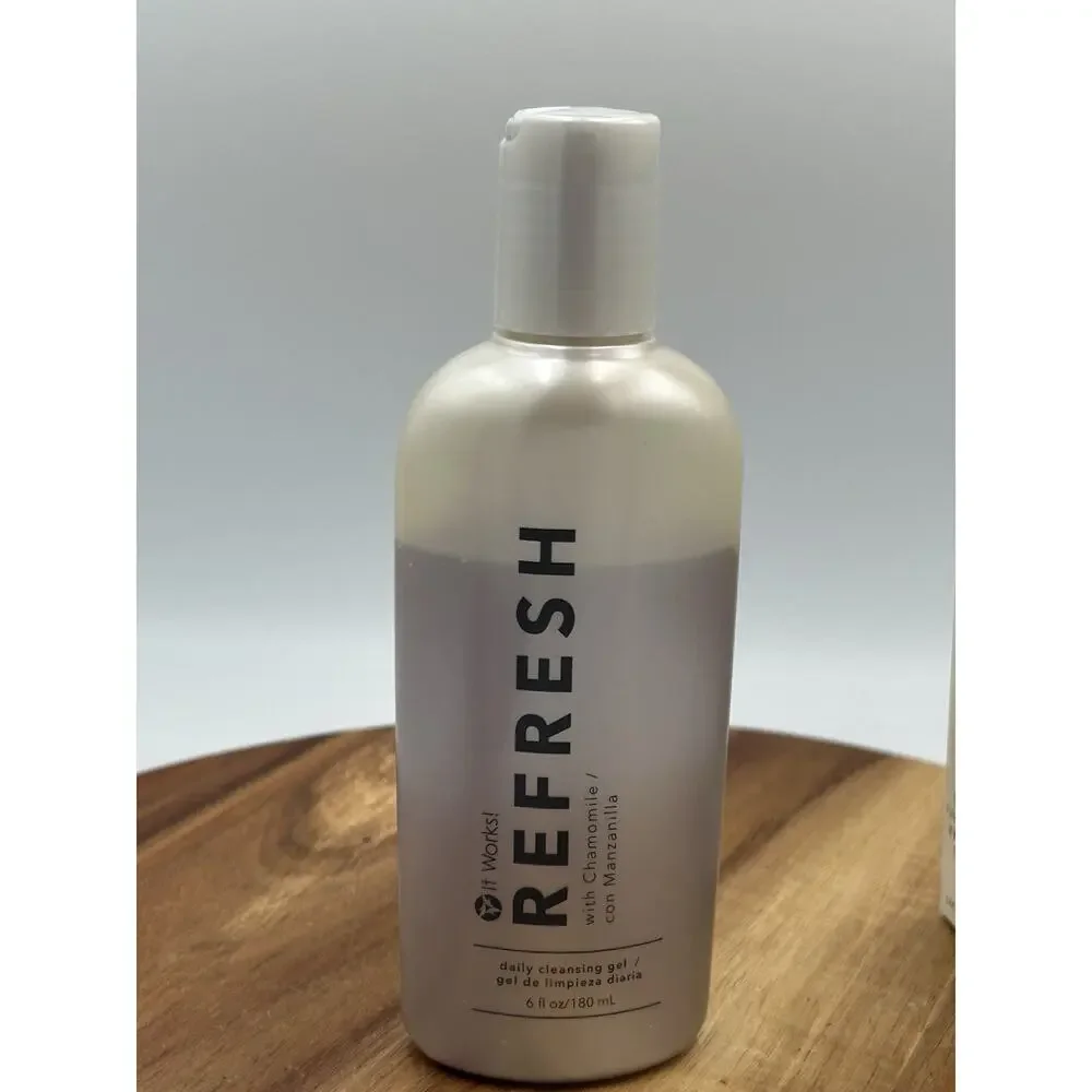 It Works! Refresh Daily Cleansing Gel with Chamomile 6 fl oz Face Cleanser New